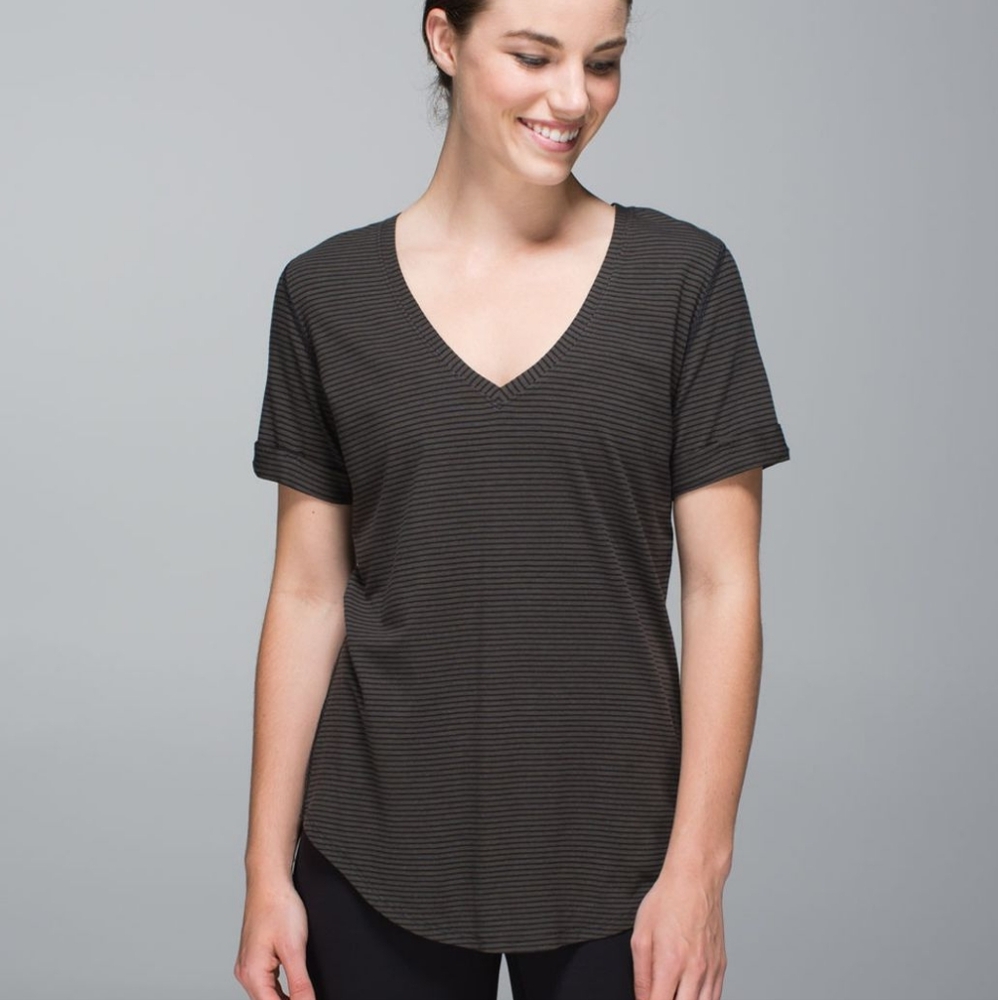 lululemon athletica Black Pinstripe love tee V-Neck Short Sleeve Tee